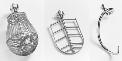 Стандартная комплектация: венчик, крюк и лопатка.